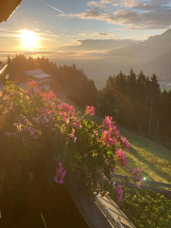 Koflers Ferienwohnungen Oberperfuss Esterno foto