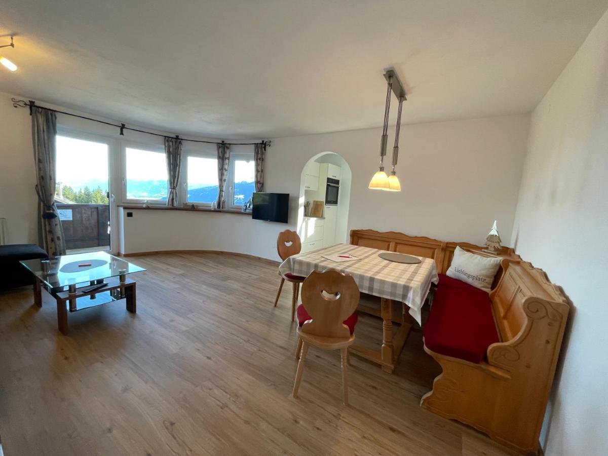 Koflers Ferienwohnungen Oberperfuss Esterno foto