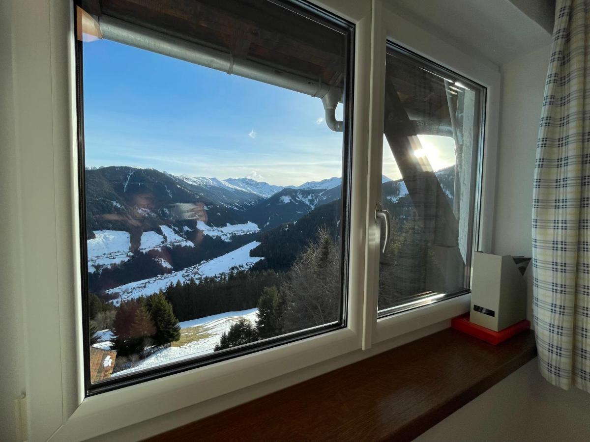 Koflers Ferienwohnungen Oberperfuss Esterno foto