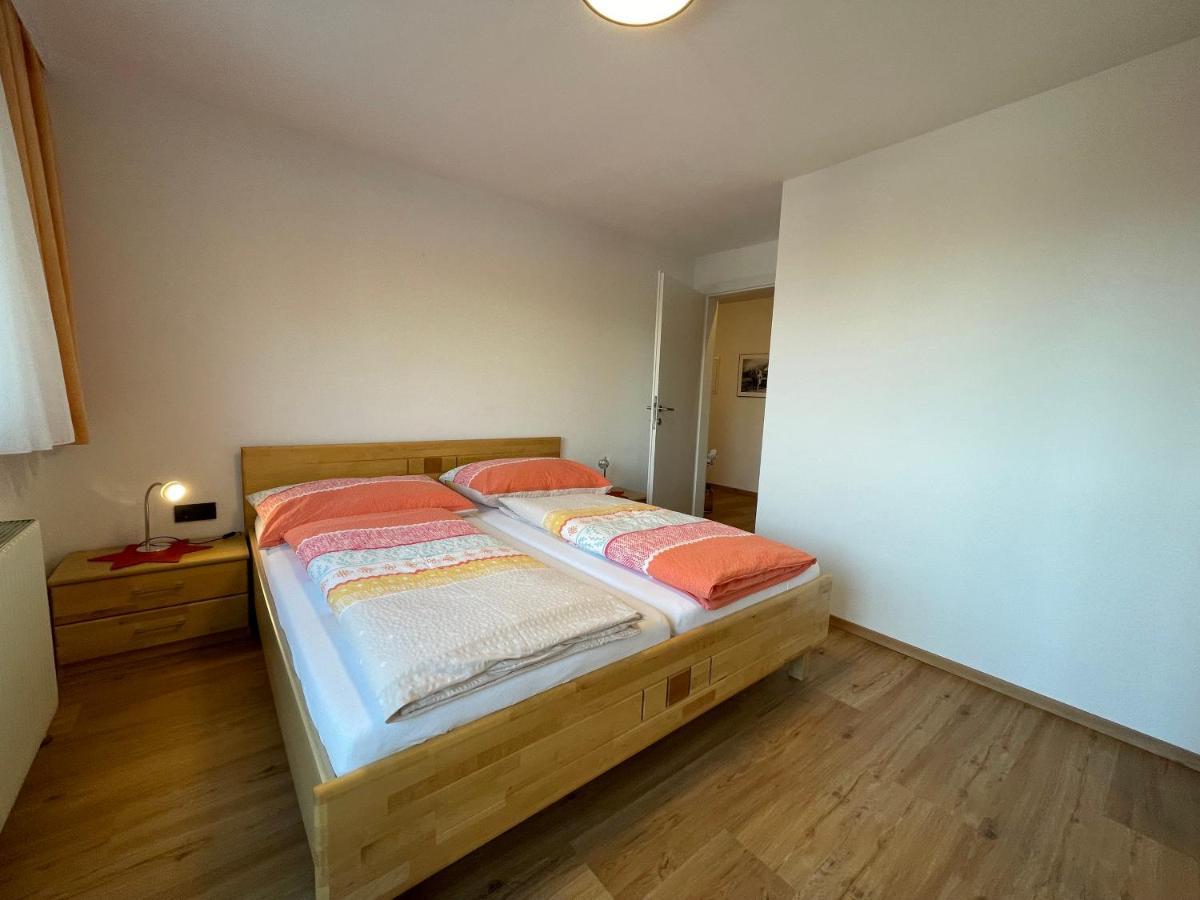 Koflers Ferienwohnungen Oberperfuss Esterno foto