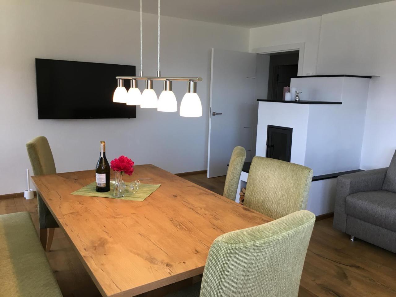 Koflers Ferienwohnungen Oberperfuss Esterno foto